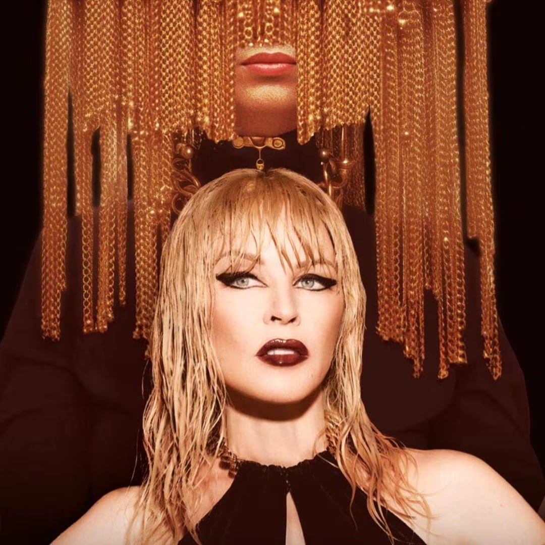 Kylie Minogue baila sin SIA, pero no completamente sola en el vídeo de ‘Dance Alone’